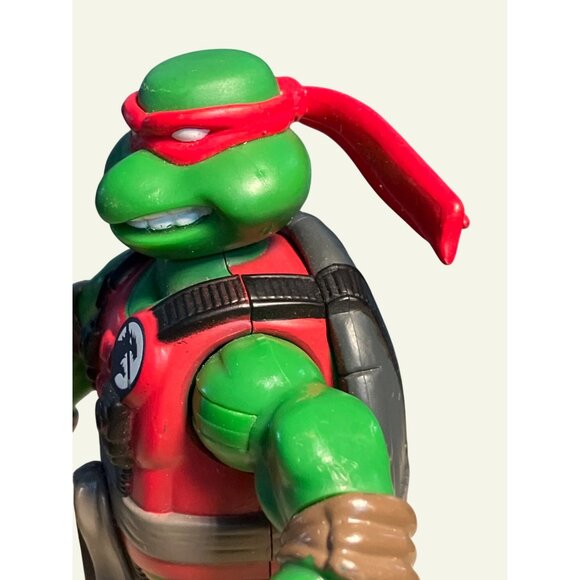 Teenage Mutant Ninja Turtles Raphael Monster Trapper 5" Action Figure 2005 - Picture 7 of 10